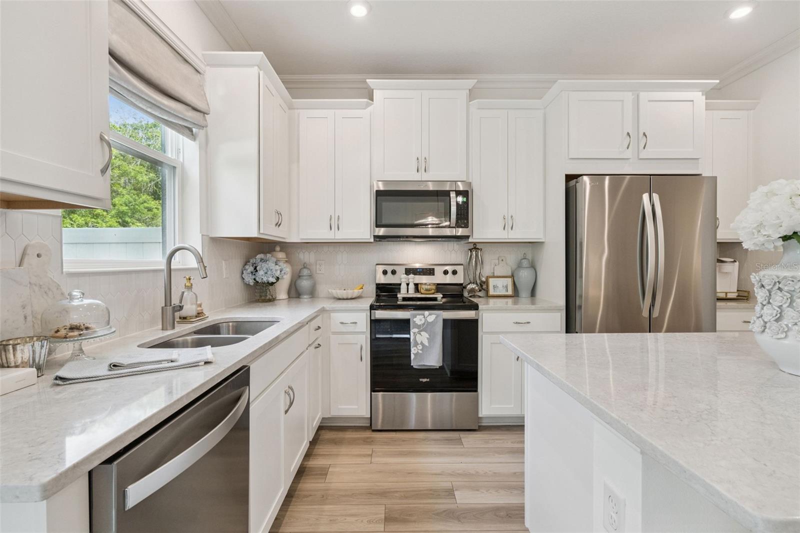 Image 10 of 28 For 896 Spring Palms Loop