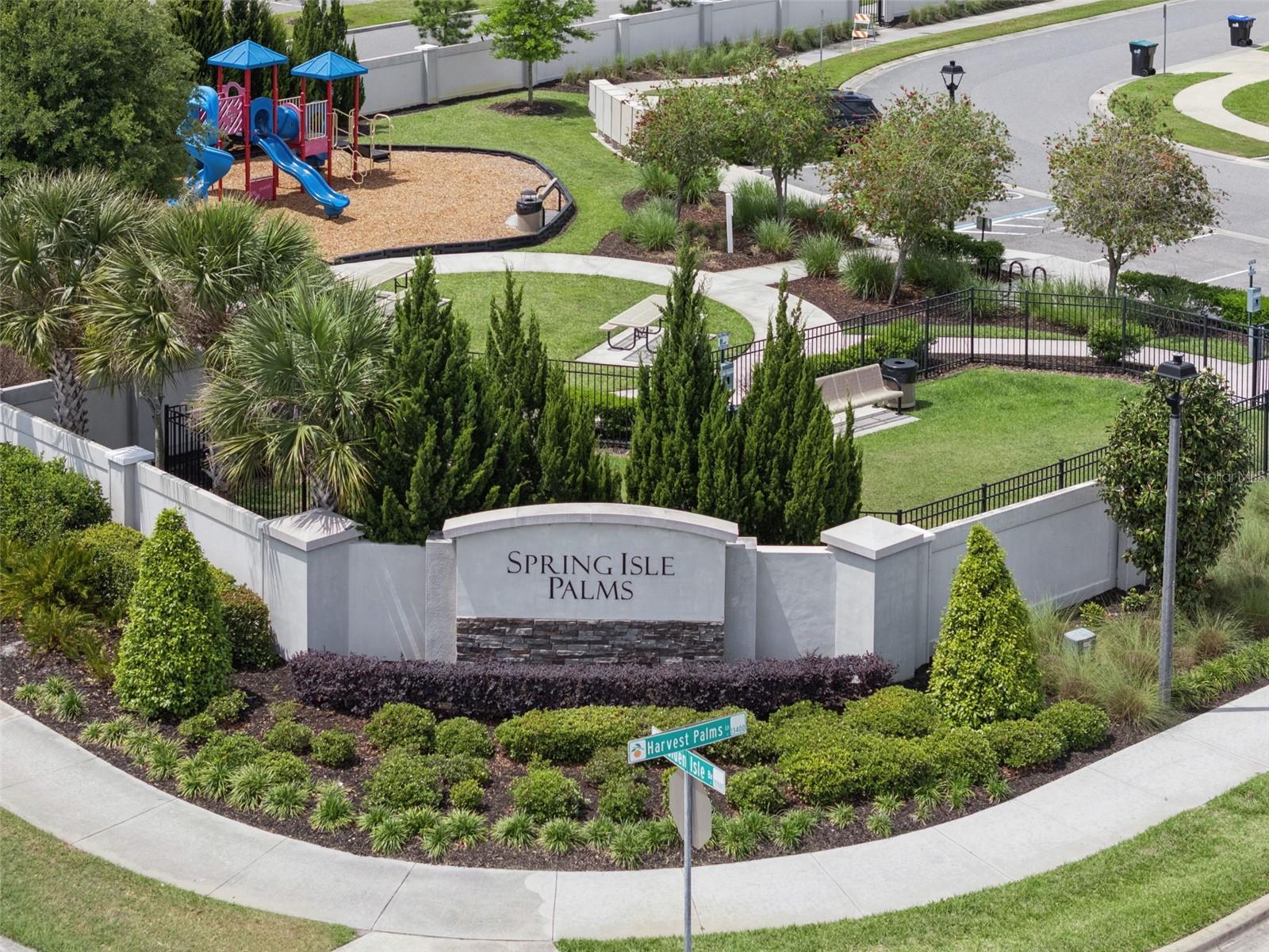 Image 26 of 28 For 896 Spring Palms Loop