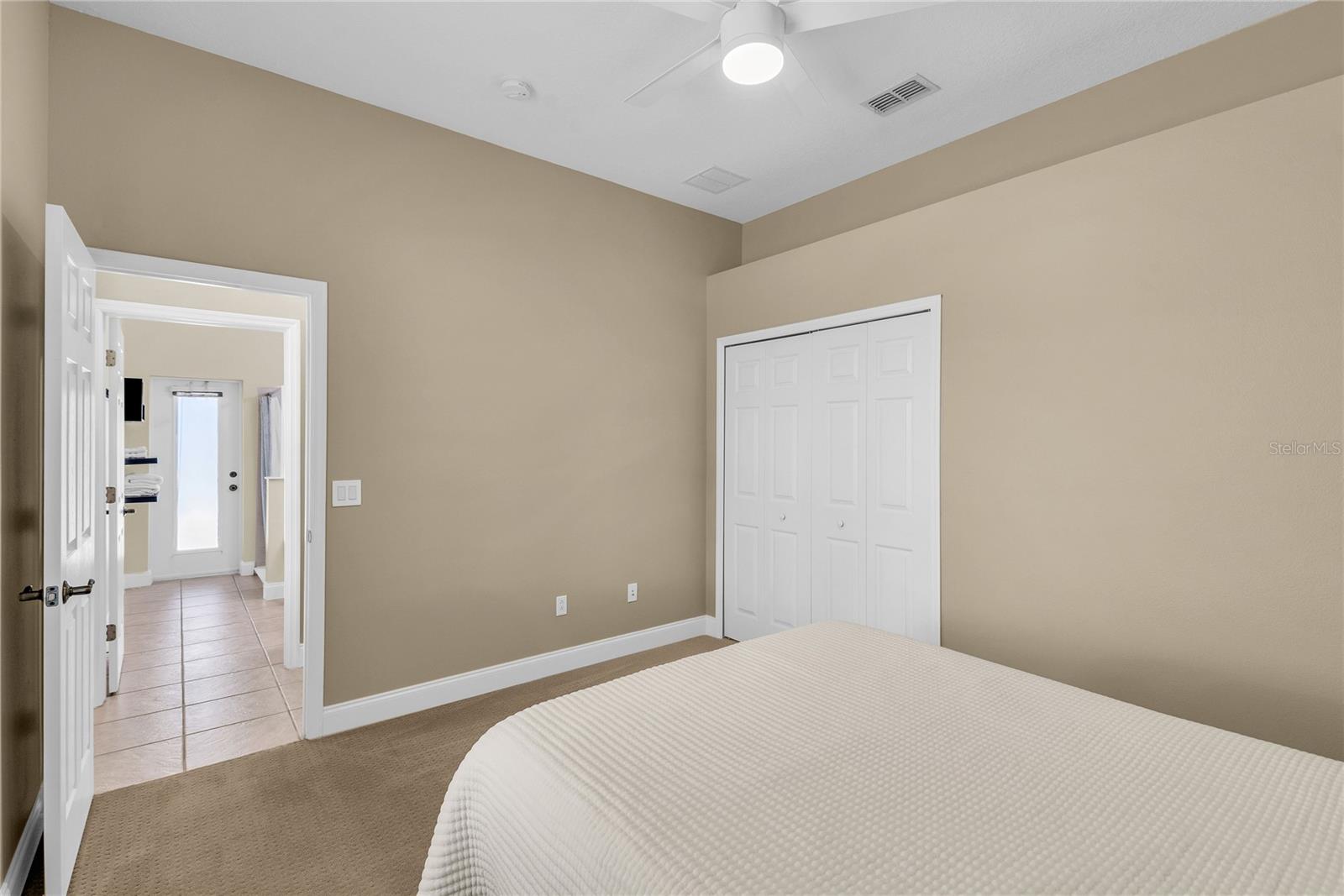 Image 36 of 52 For 9806 Mountain Lake Drive