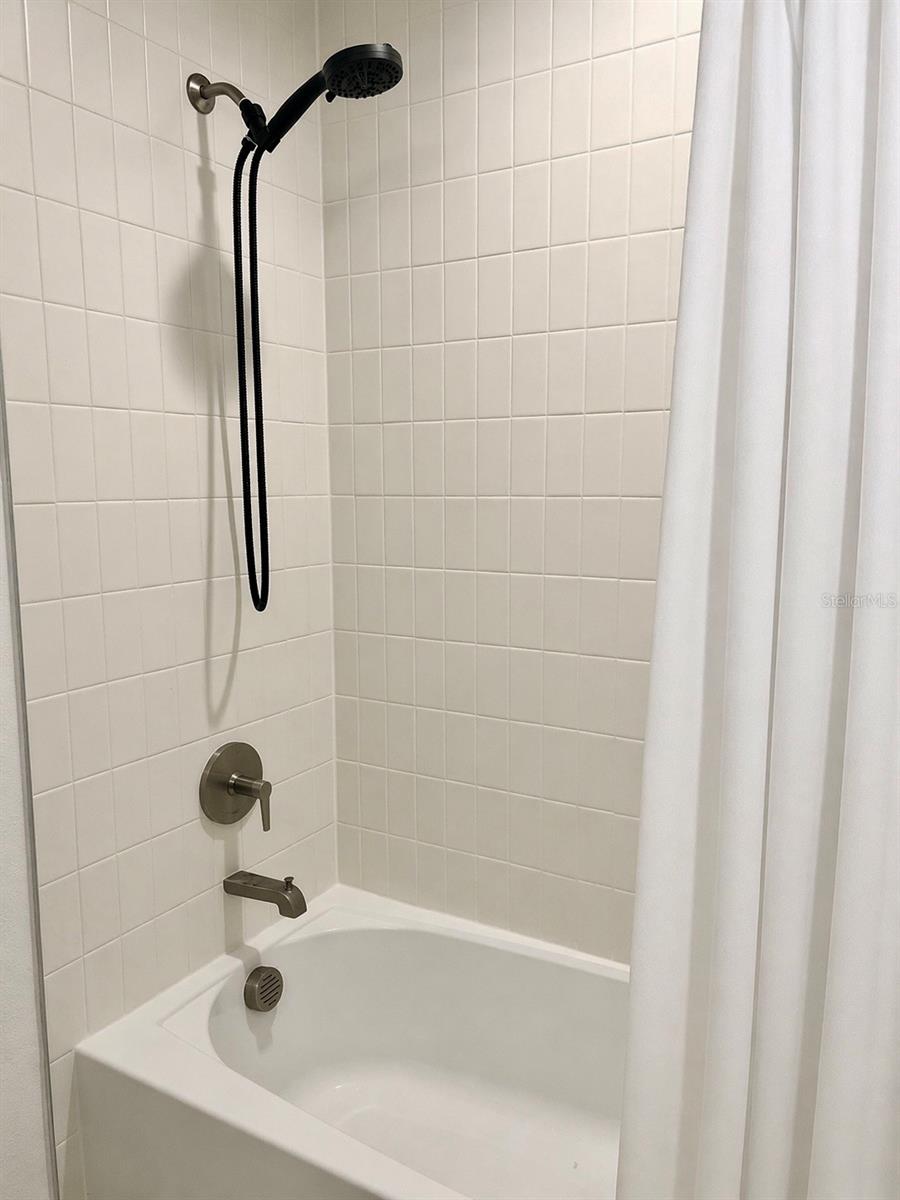 Image 20 of 32 For 1741 Crowncrest Drive