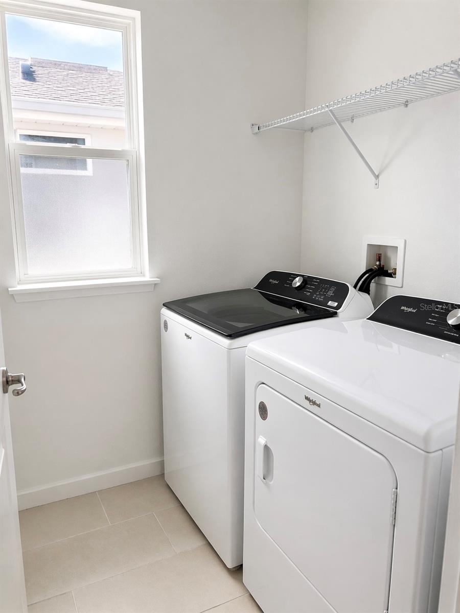 Image 23 of 32 For 1741 Crowncrest Drive