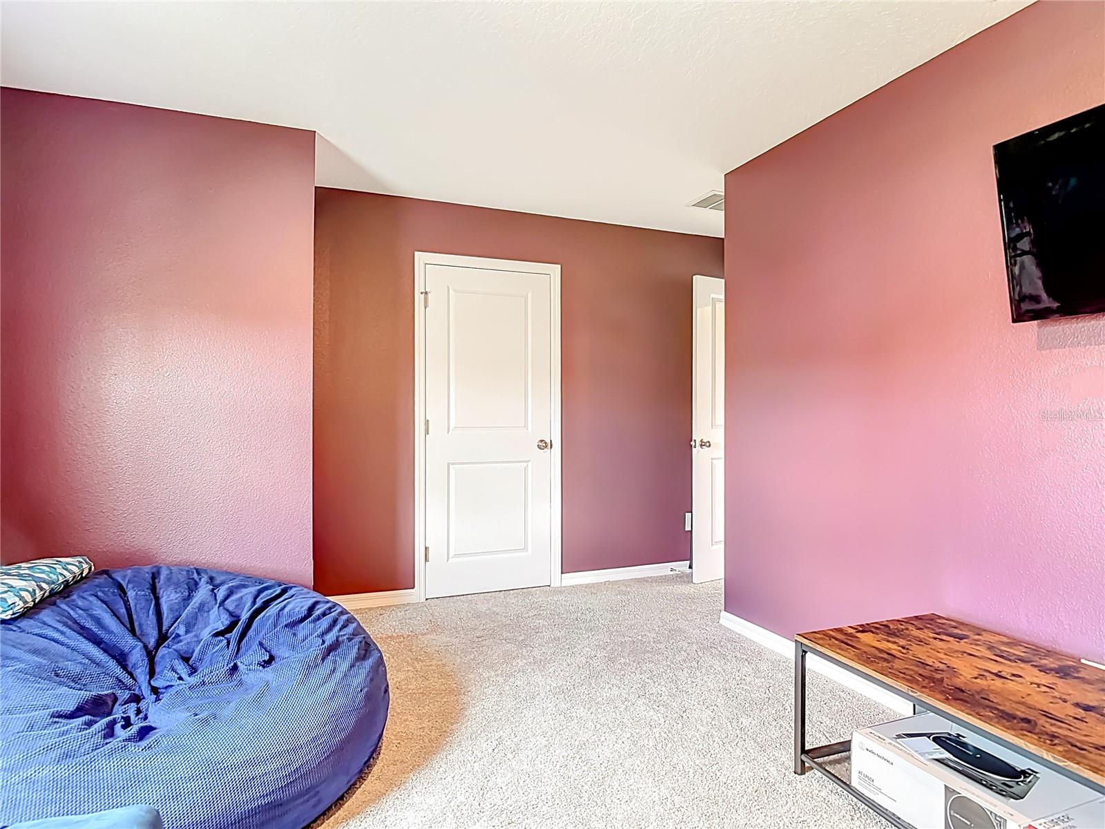 Image 20 of 43 For 1629 Hill Park Drive