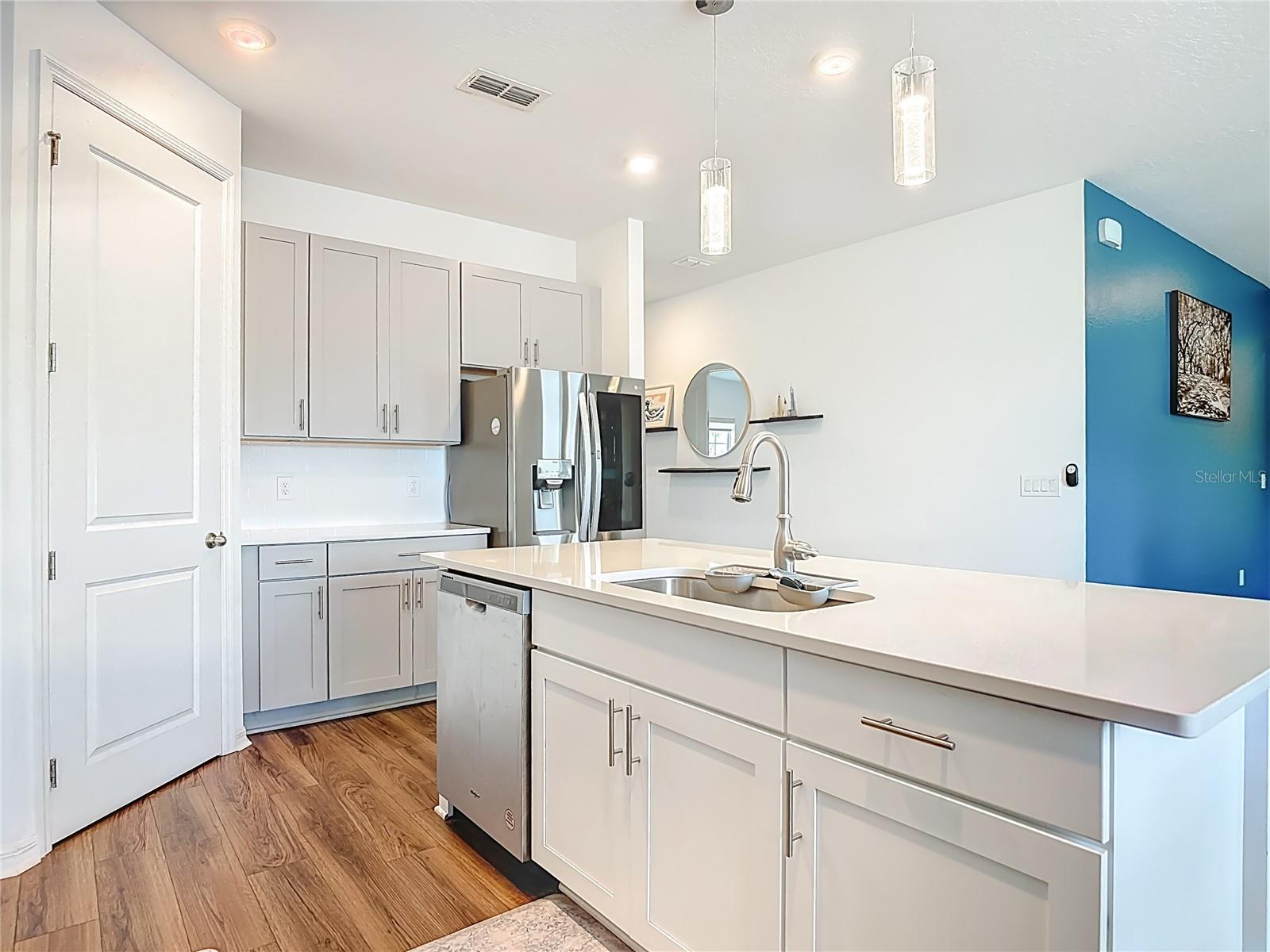 Image 8 of 43 For 1629 Hill Park Drive