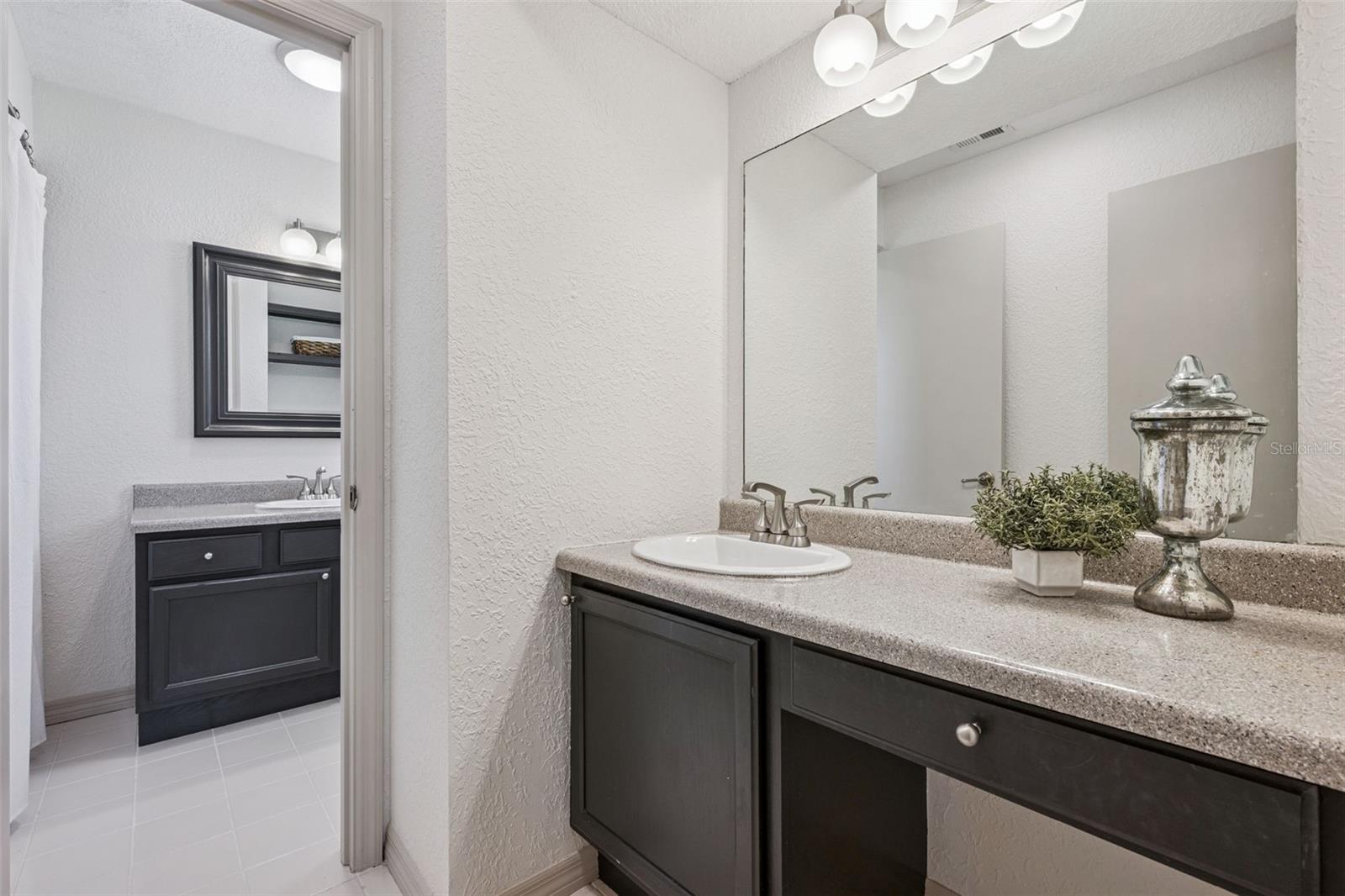 Image 21 of 40 For 4202 Woodlynne Lane