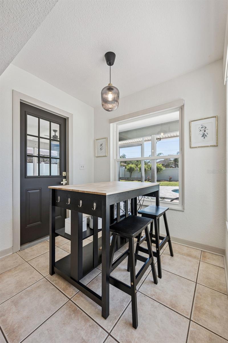 Image 27 of 40 For 4202 Woodlynne Lane