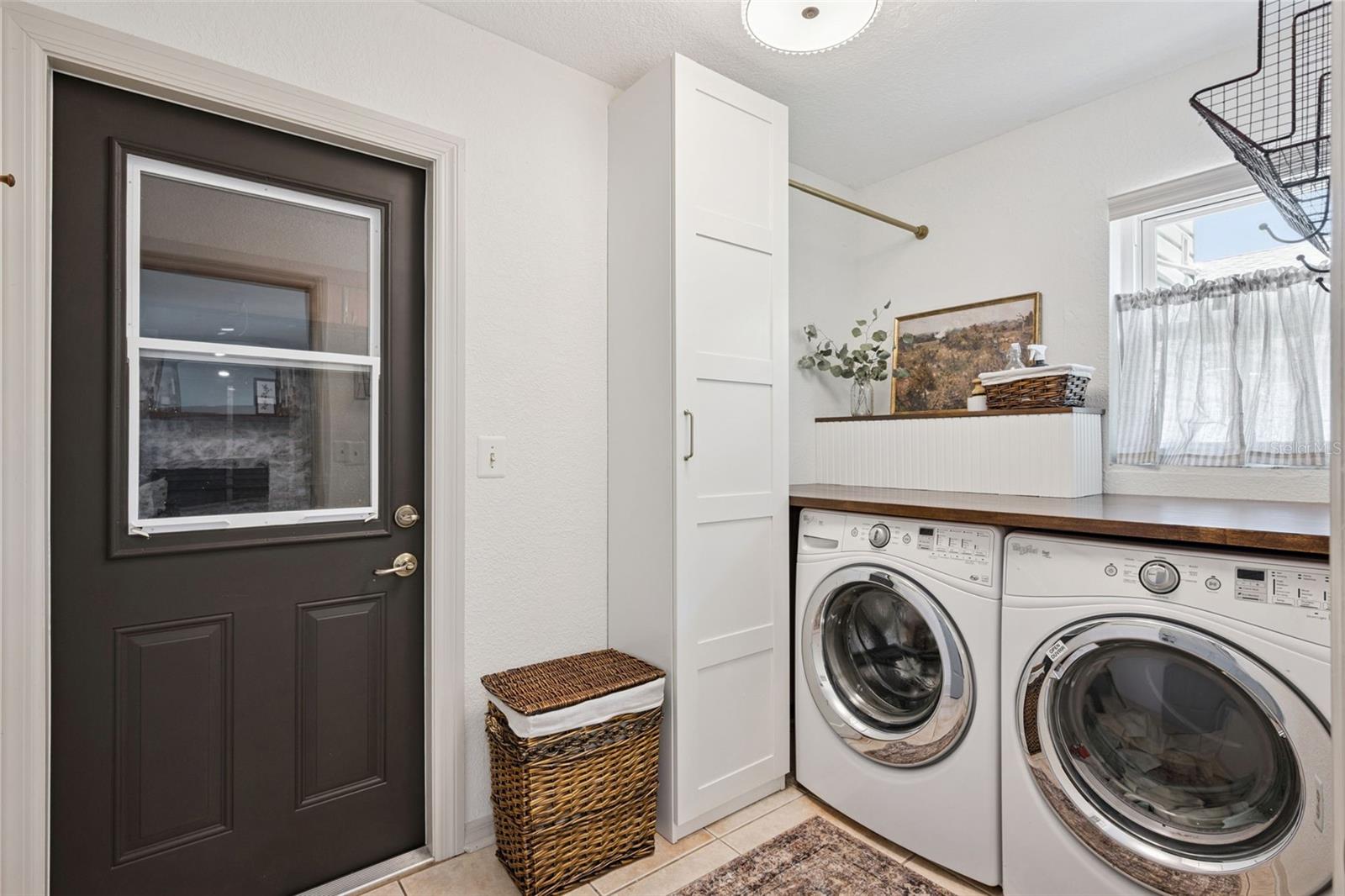 Image 28 of 40 For 4202 Woodlynne Lane