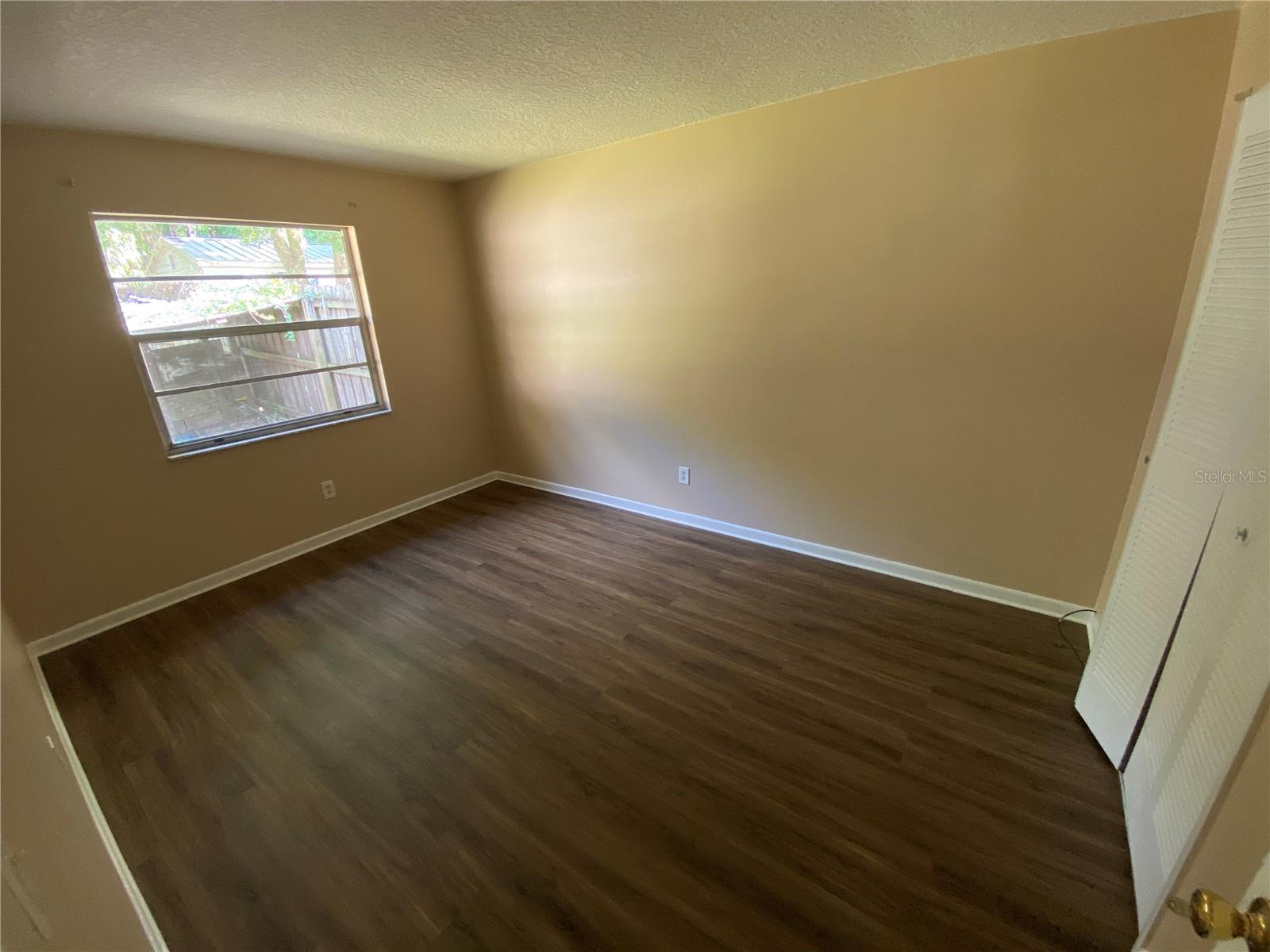 Image 8 of 15 For 922 Beau Court