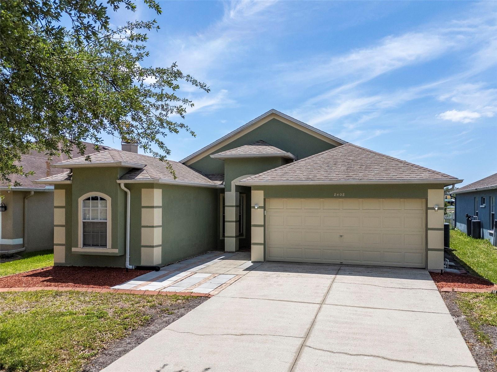 Details for 8408 Canterbury Lake Boulevard, TAMPA, FL 33619