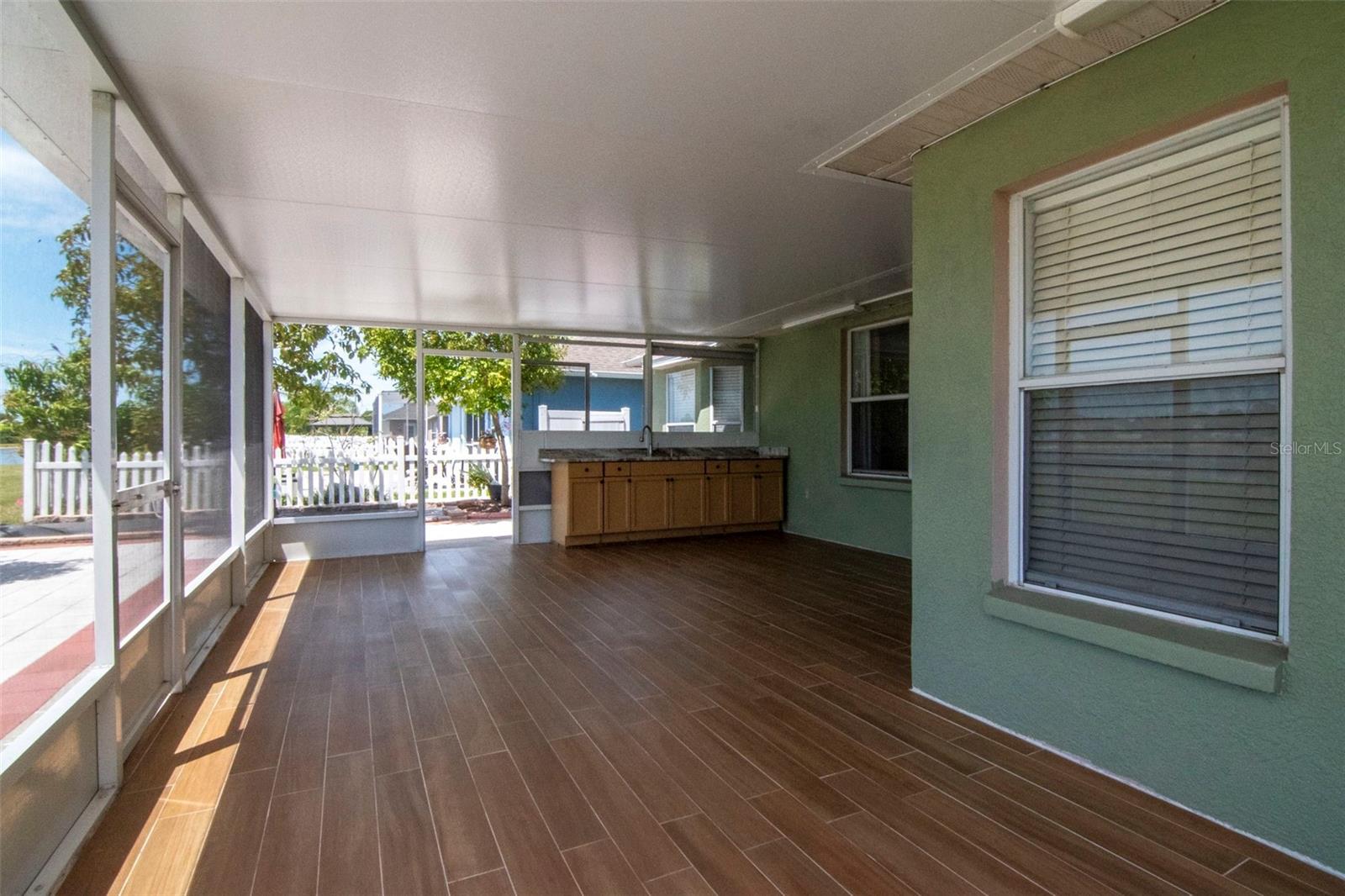 Image 12 of 80 For 8408 Canterbury Lake Boulevard