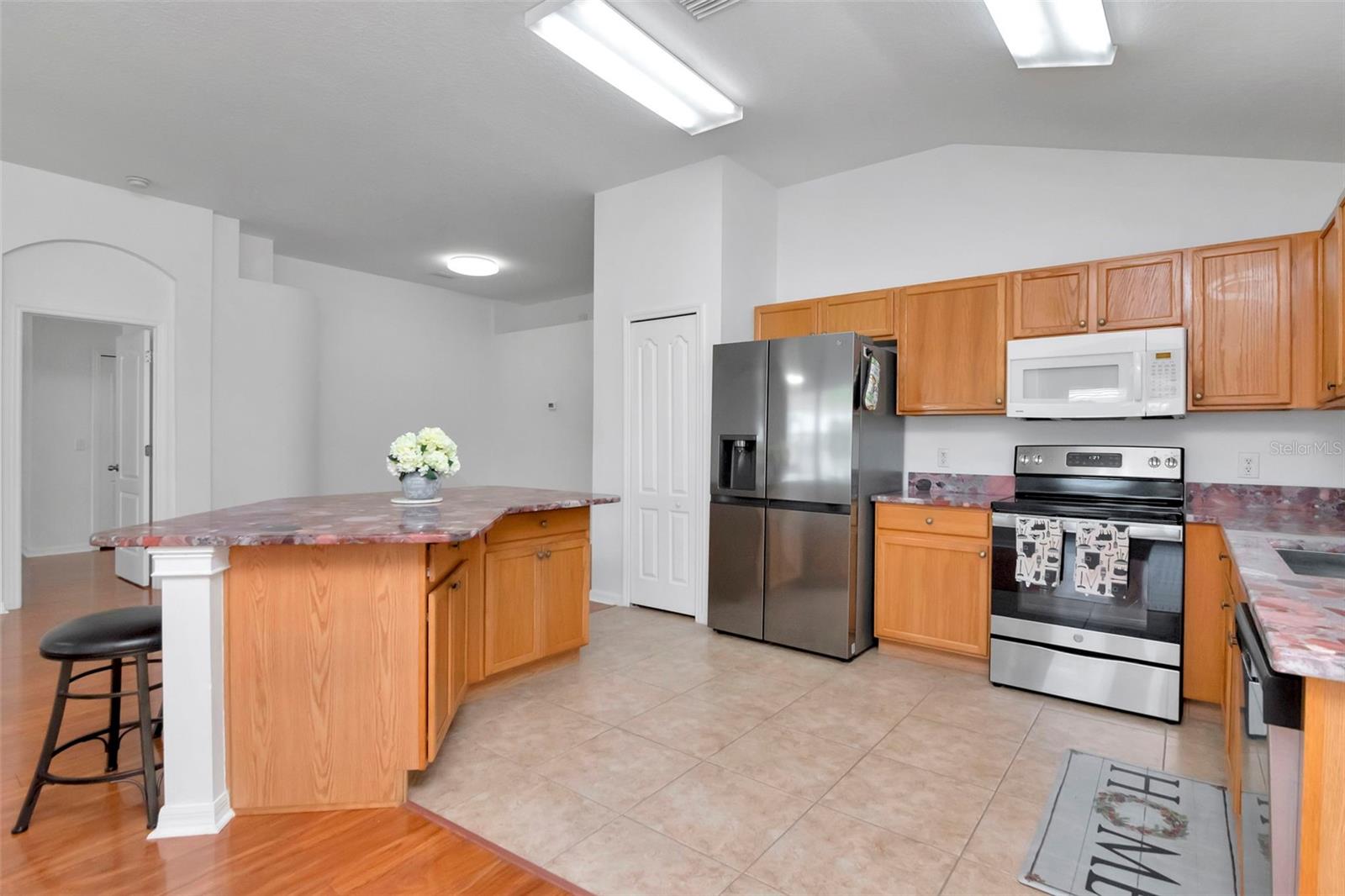 Image 24 of 80 For 8408 Canterbury Lake Boulevard