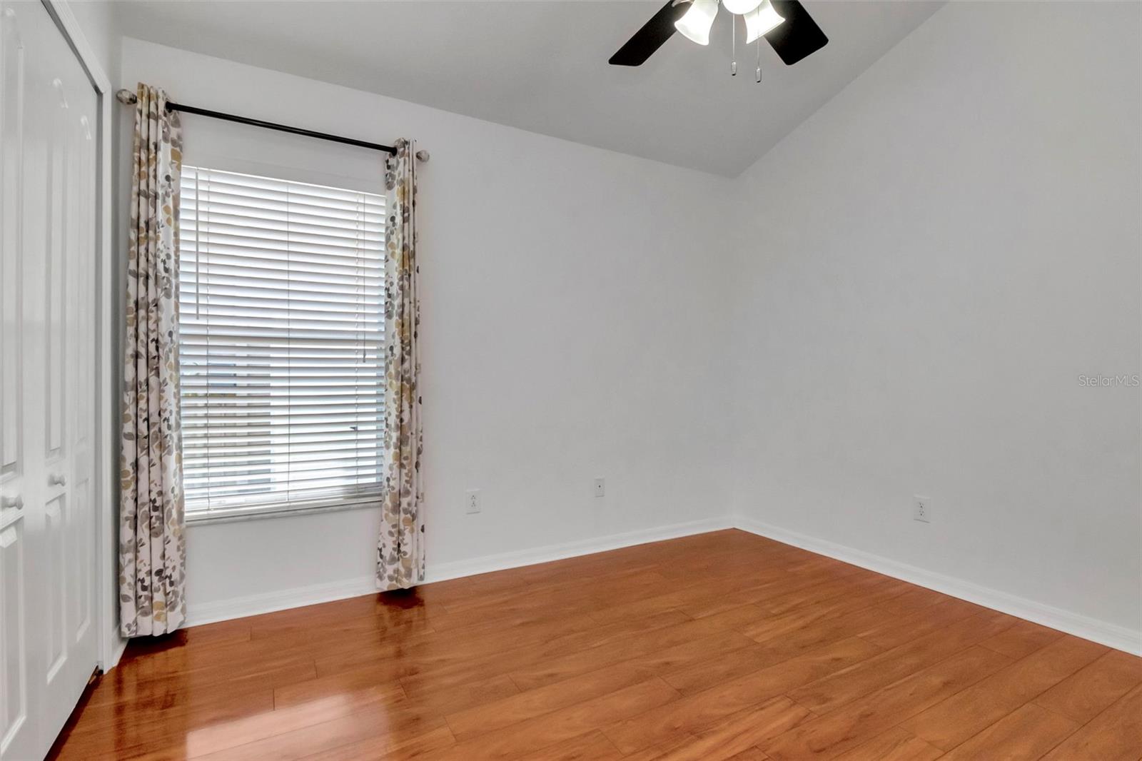 Image 27 of 80 For 8408 Canterbury Lake Boulevard