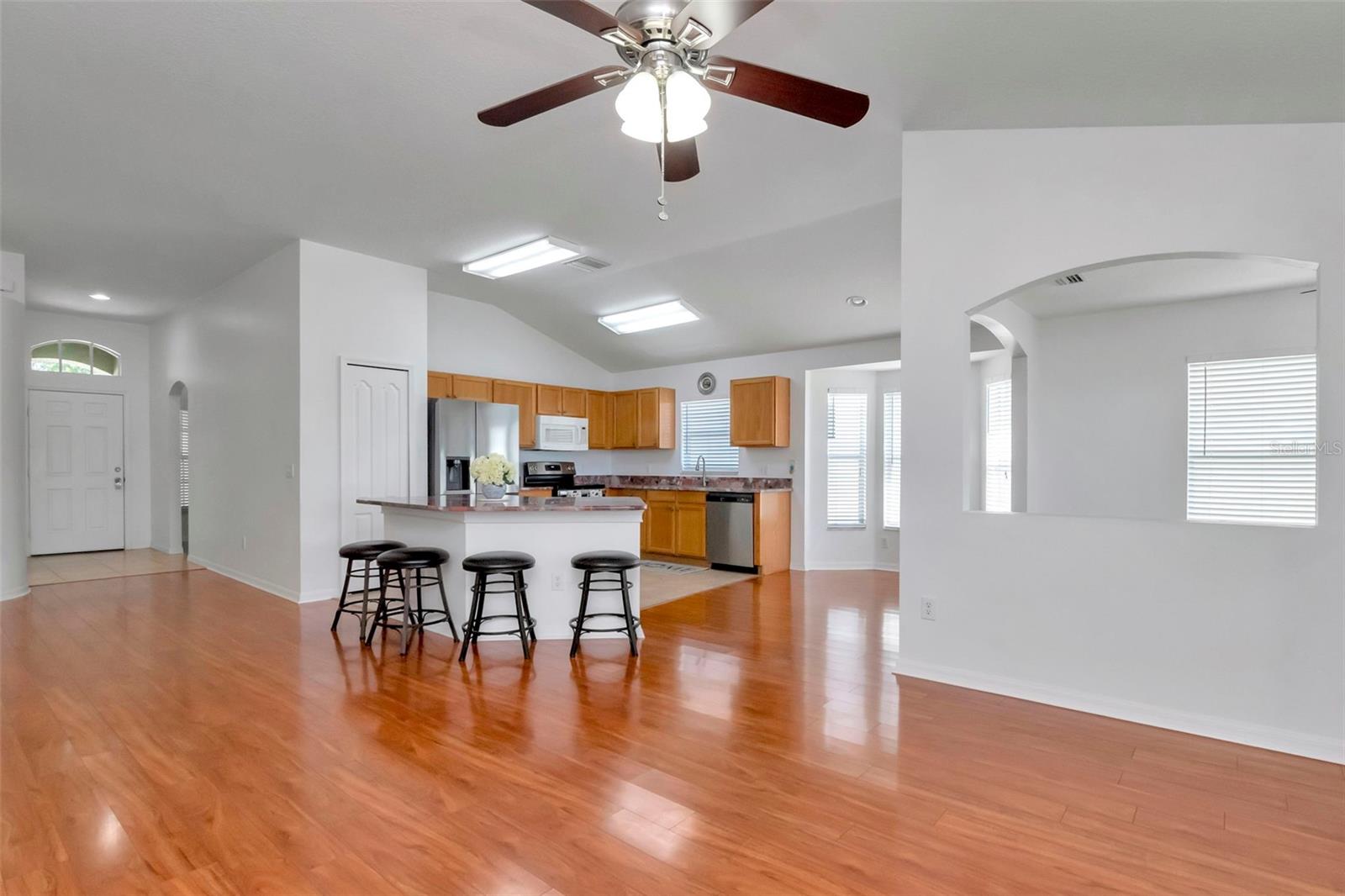 Image 41 of 80 For 8408 Canterbury Lake Boulevard