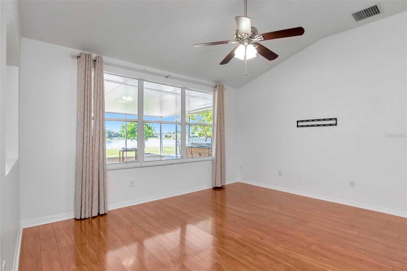 Image 45 of 80 For 8408 Canterbury Lake Boulevard