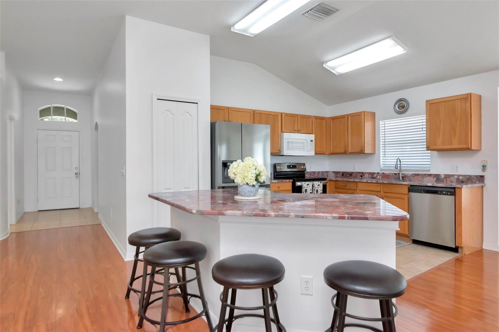 Image 54 of 80 For 8408 Canterbury Lake Boulevard