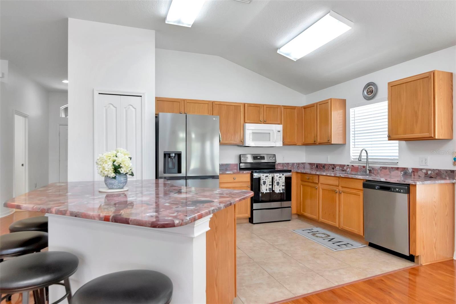 Image 55 of 80 For 8408 Canterbury Lake Boulevard