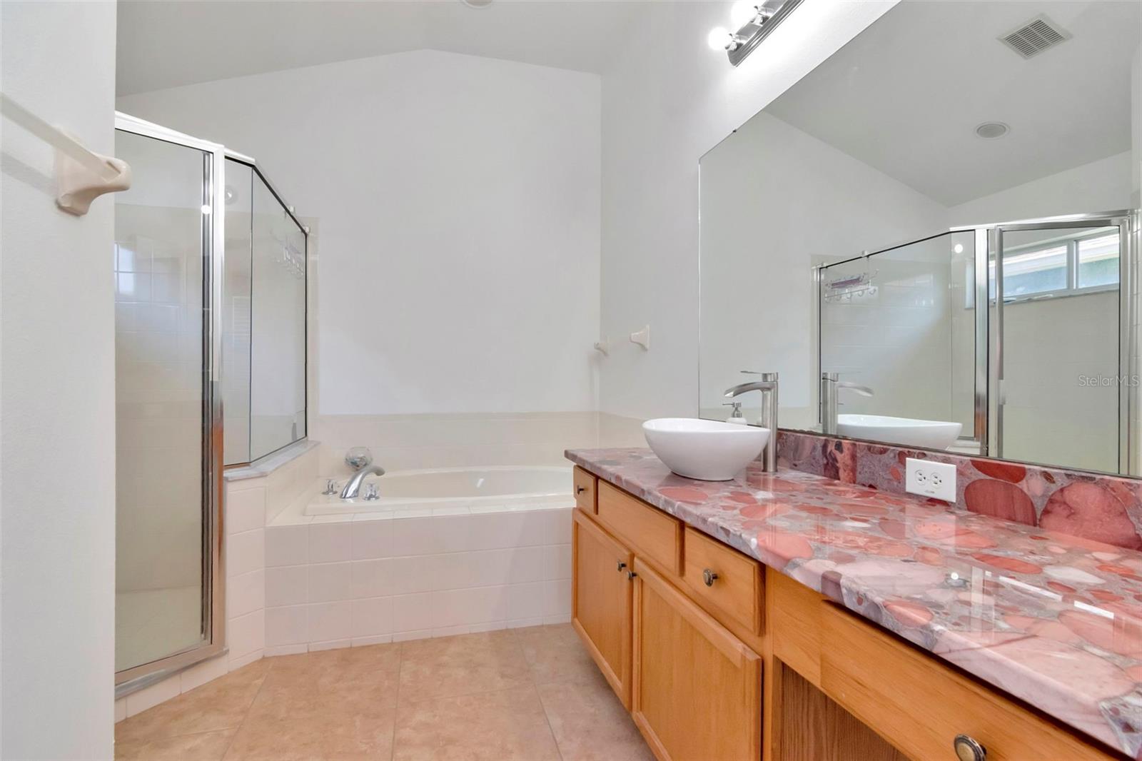 Image 63 of 80 For 8408 Canterbury Lake Boulevard