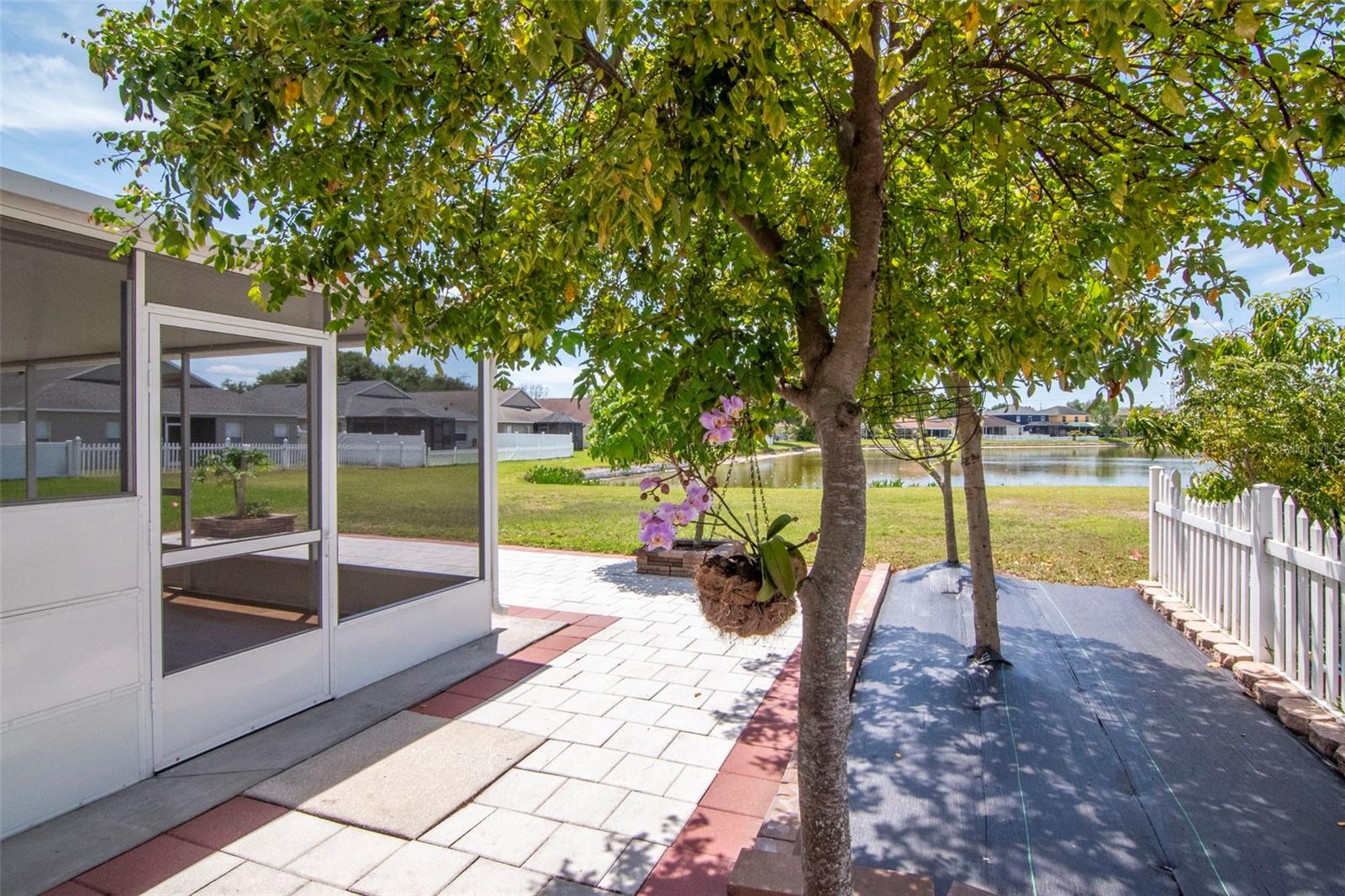 Image 9 of 80 For 8408 Canterbury Lake Boulevard