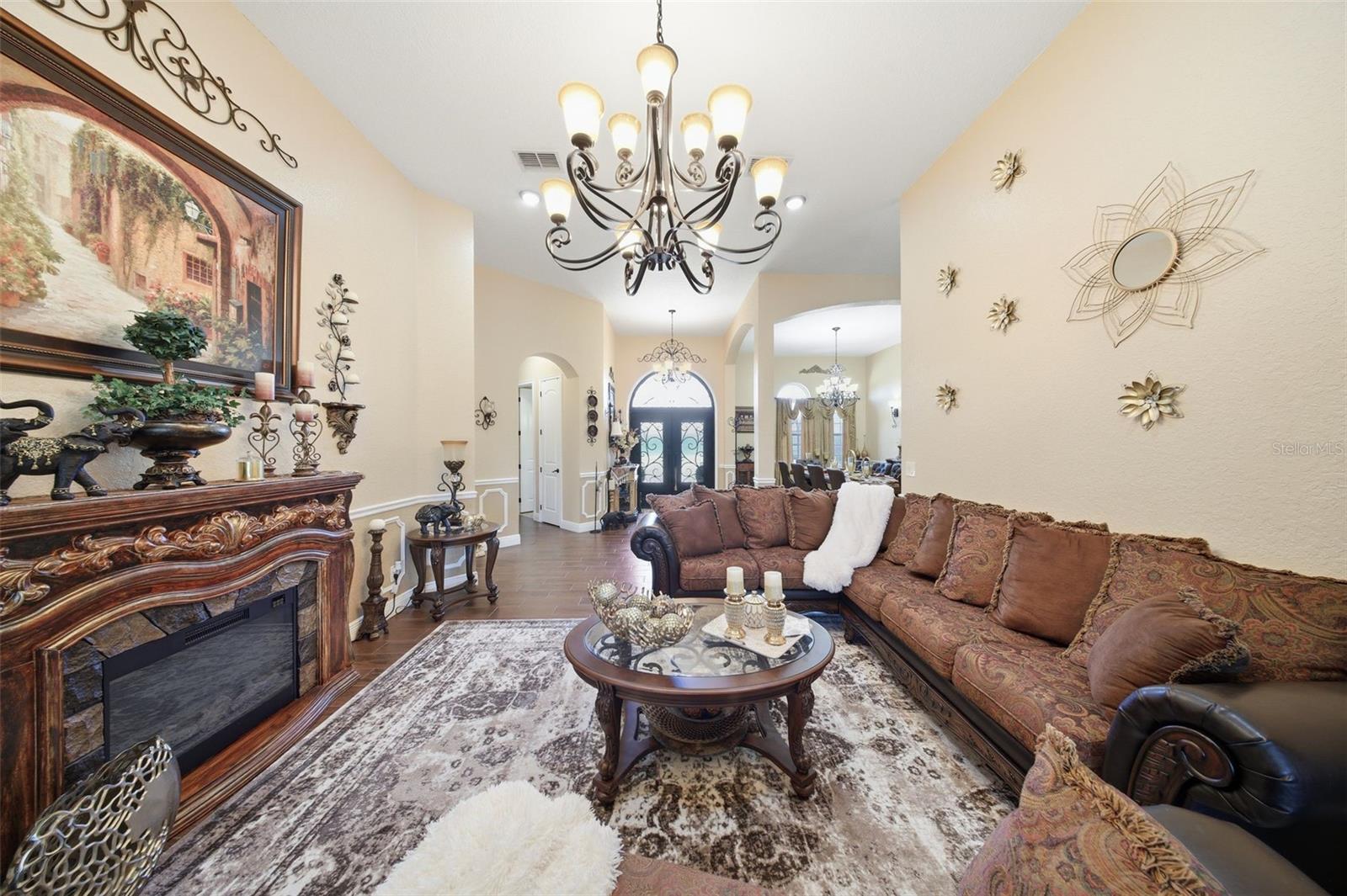 Image 15 of 87 For 13429 Montevista Road