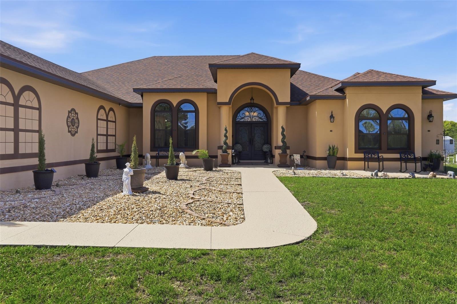 Image 5 of 87 For 13429 Montevista Road