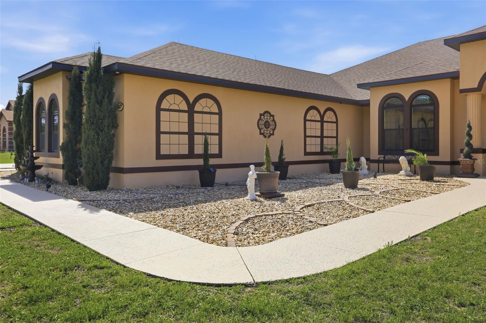 Image 7 of 87 For 13429 Montevista Road