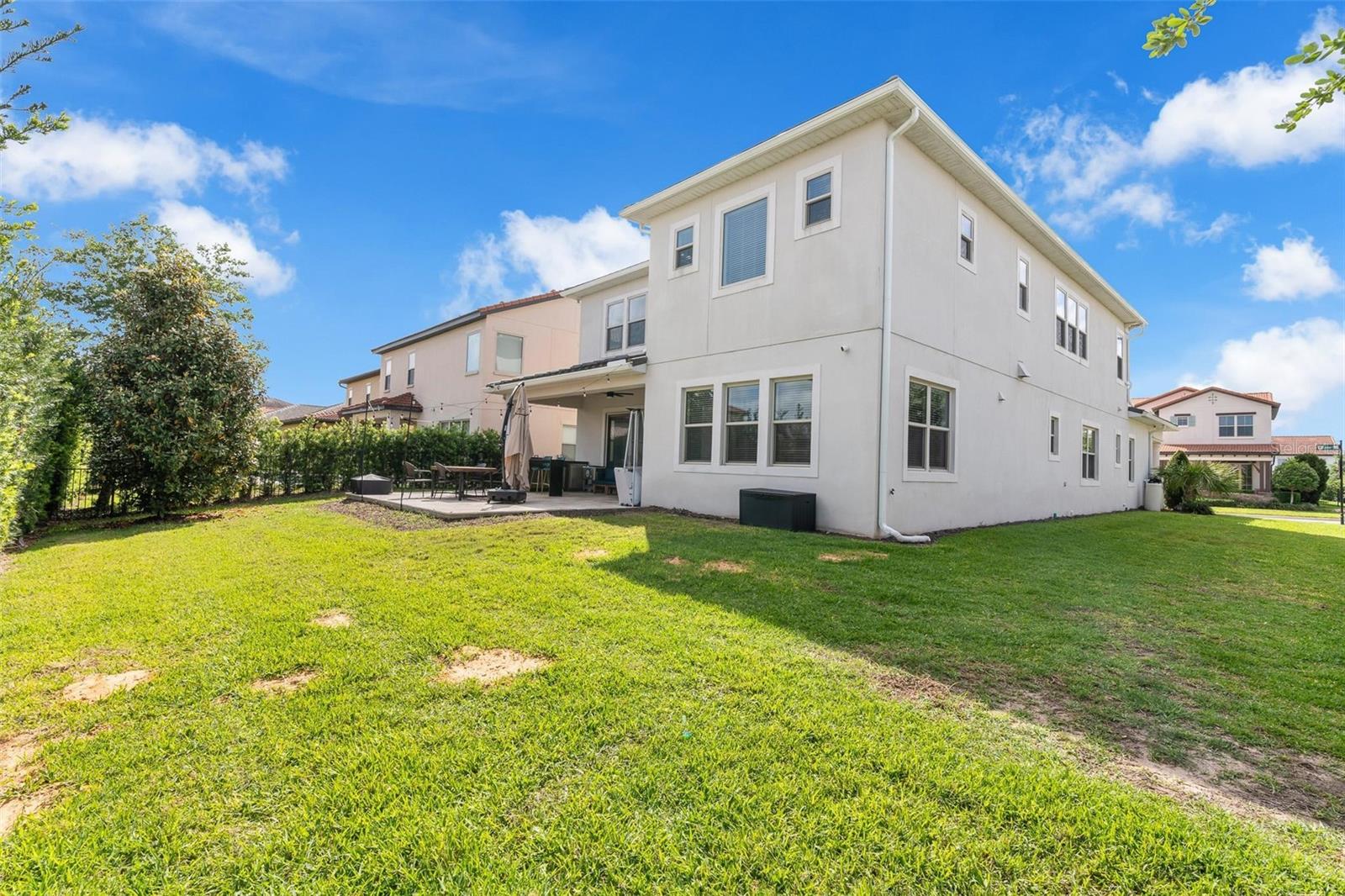 Image 14 of 63 For 15161 Canoe Place