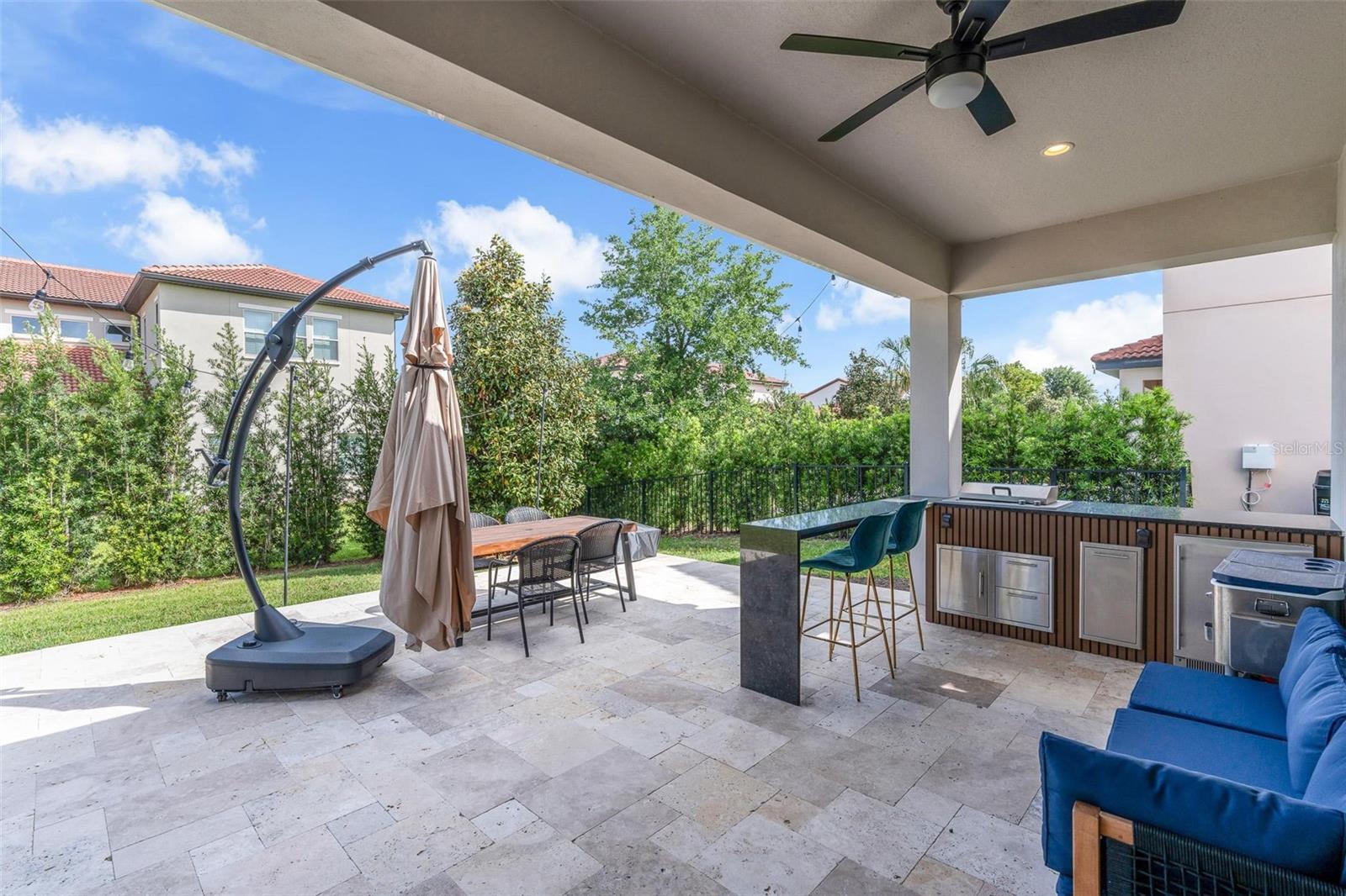 Image 17 of 63 For 15161 Canoe Place