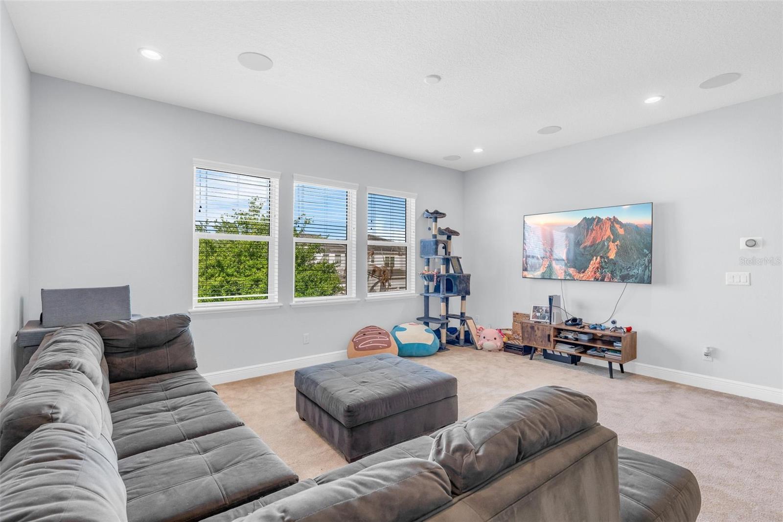 Image 34 of 63 For 15161 Canoe Place