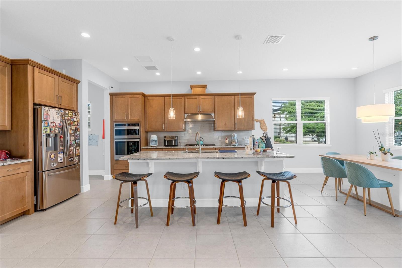 Image 49 of 63 For 15161 Canoe Place