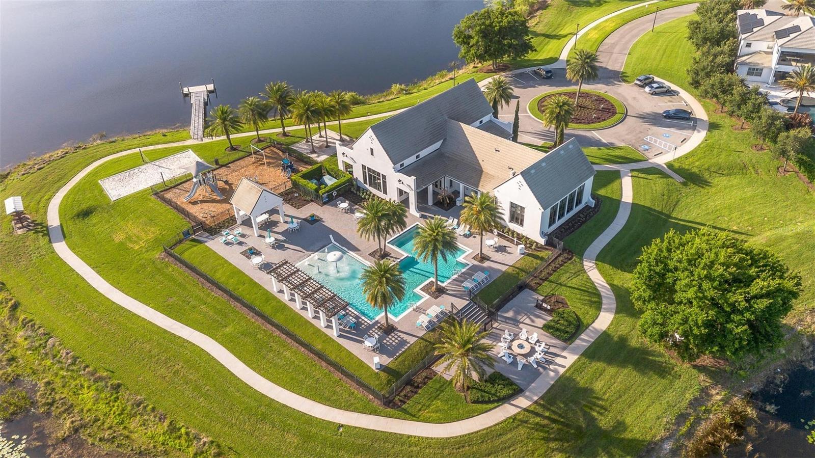 Image 52 of 63 For 15161 Canoe Place