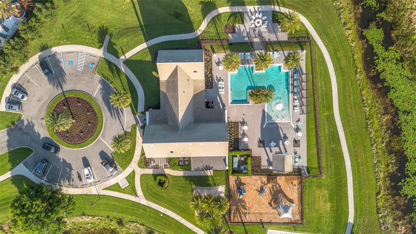 Image 53 of 63 For 15161 Canoe Place