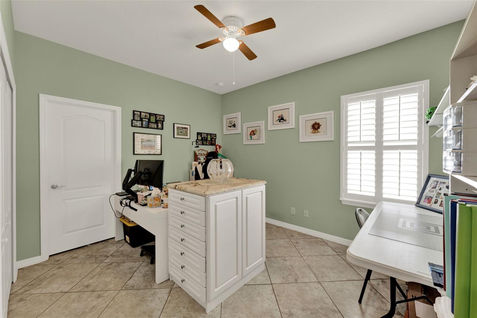 Image 22 of 34 For 1692 Blue Grass Boulevard