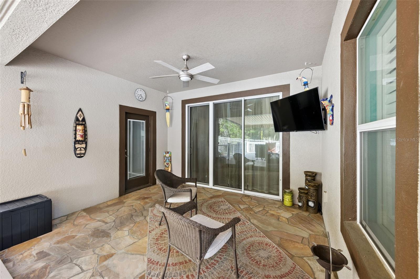 Image 28 of 34 For 1692 Blue Grass Boulevard