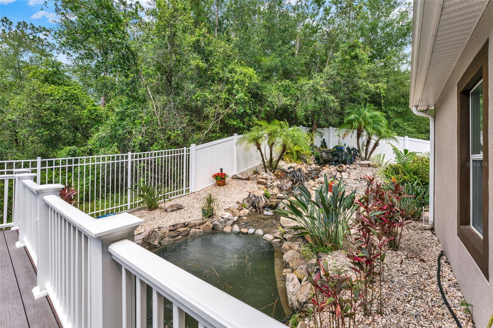 Image 3 of 34 For 1692 Blue Grass Boulevard