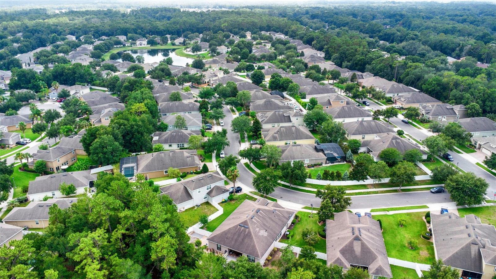 Image 33 of 34 For 1692 Blue Grass Boulevard