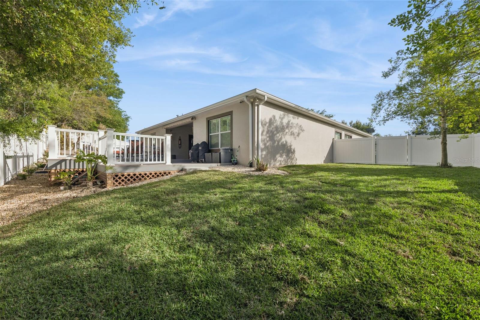 Image 7 of 34 For 1692 Blue Grass Boulevard