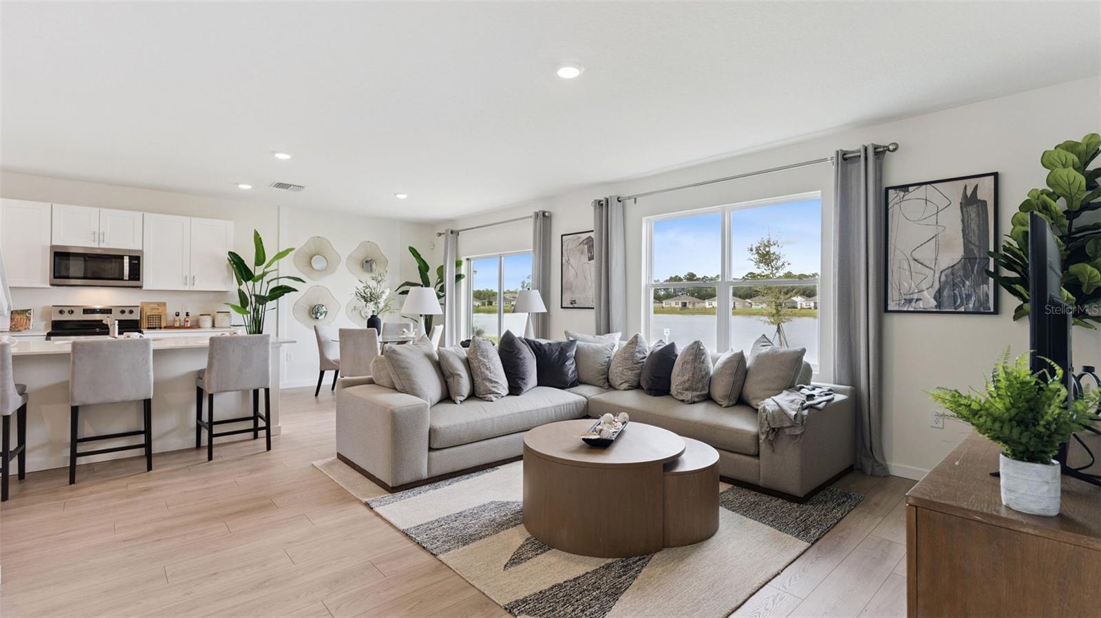 Image 6 of 26 For 2289 Lake Preserve Circle