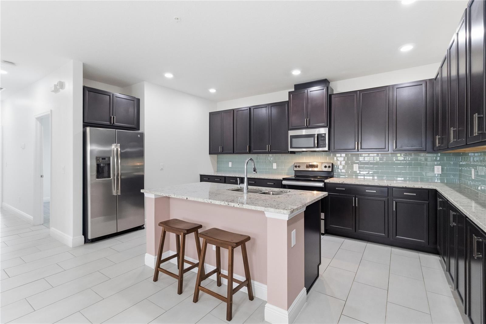 Image 23 of 57 For 13444 Stoddart Avenue