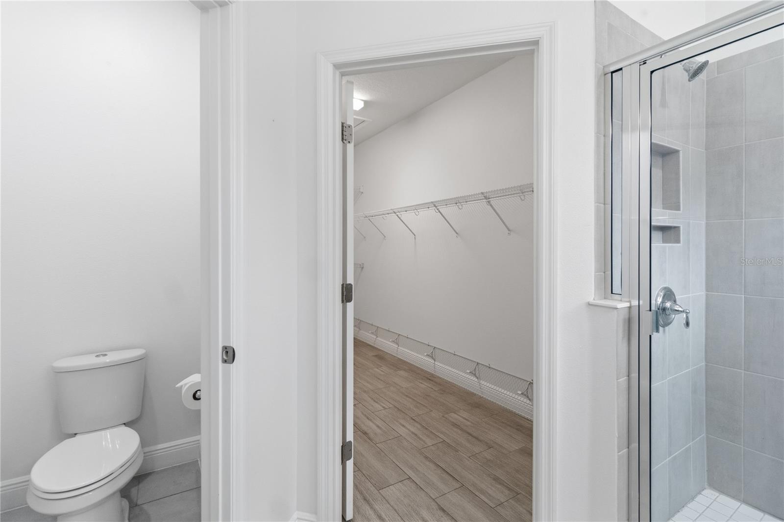 Image 39 of 57 For 13444 Stoddart Avenue