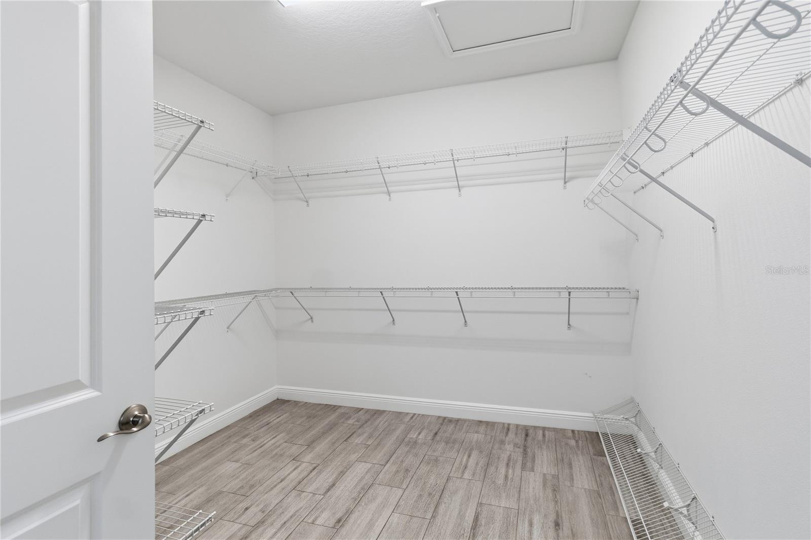 Image 40 of 57 For 13444 Stoddart Avenue