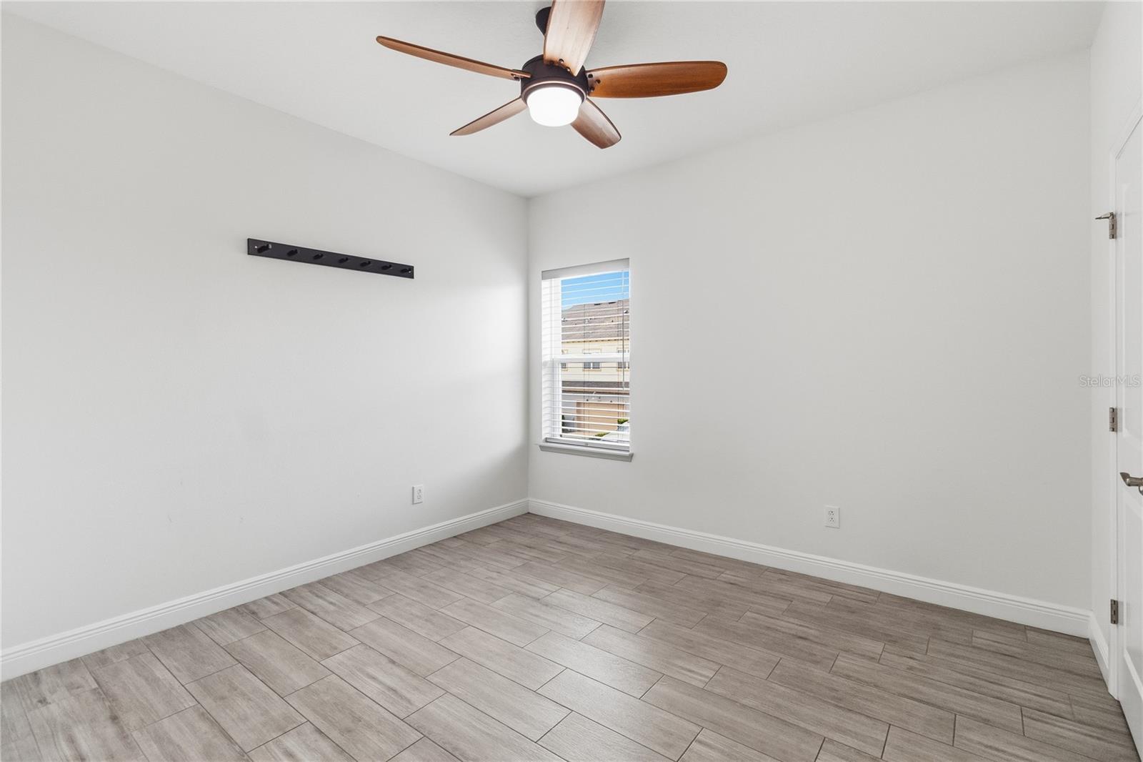 Image 43 of 57 For 13444 Stoddart Avenue