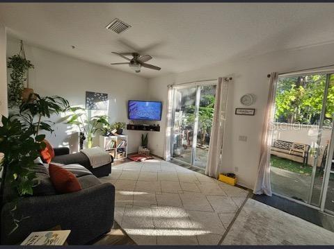 Image 3 of 19 For 602 Pinebranch Circle