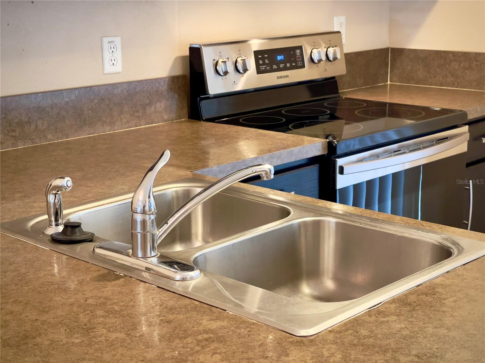 Image 8 of 23 For 3251 Windleshore Way