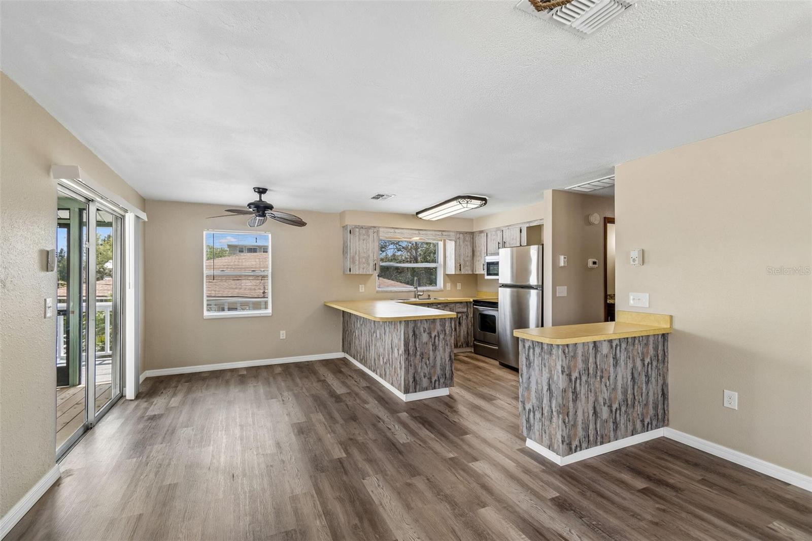 Image 51 of 98 For 14539 Coffey Lane