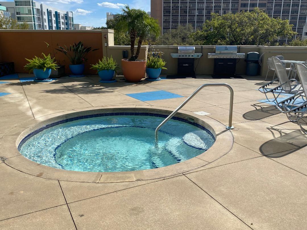 Image 24 of 47 For 322 Central Boulevard 1413