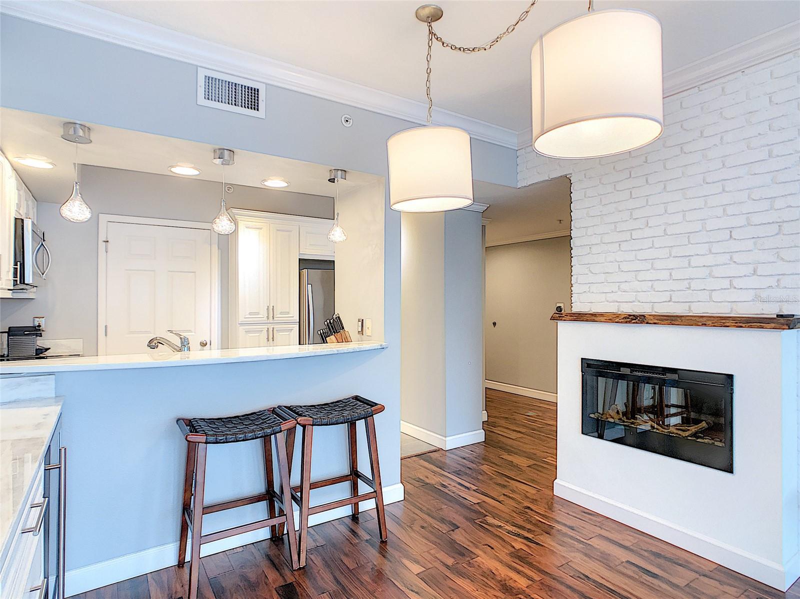 Image 3 of 47 For 322 Central Boulevard 1413