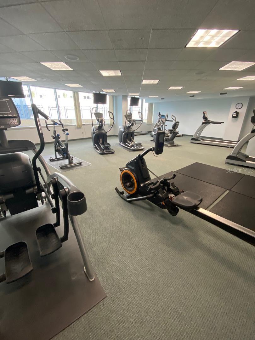 Image 31 of 47 For 322 Central Boulevard 1413