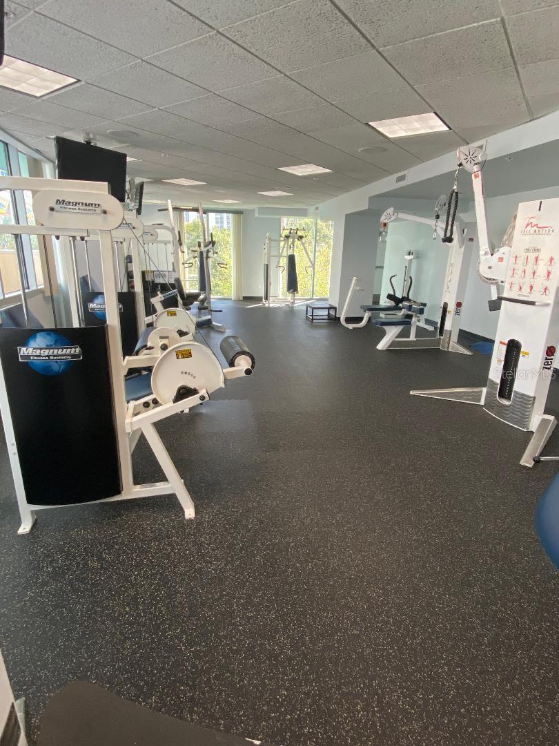 Image 34 of 47 For 322 Central Boulevard 1413