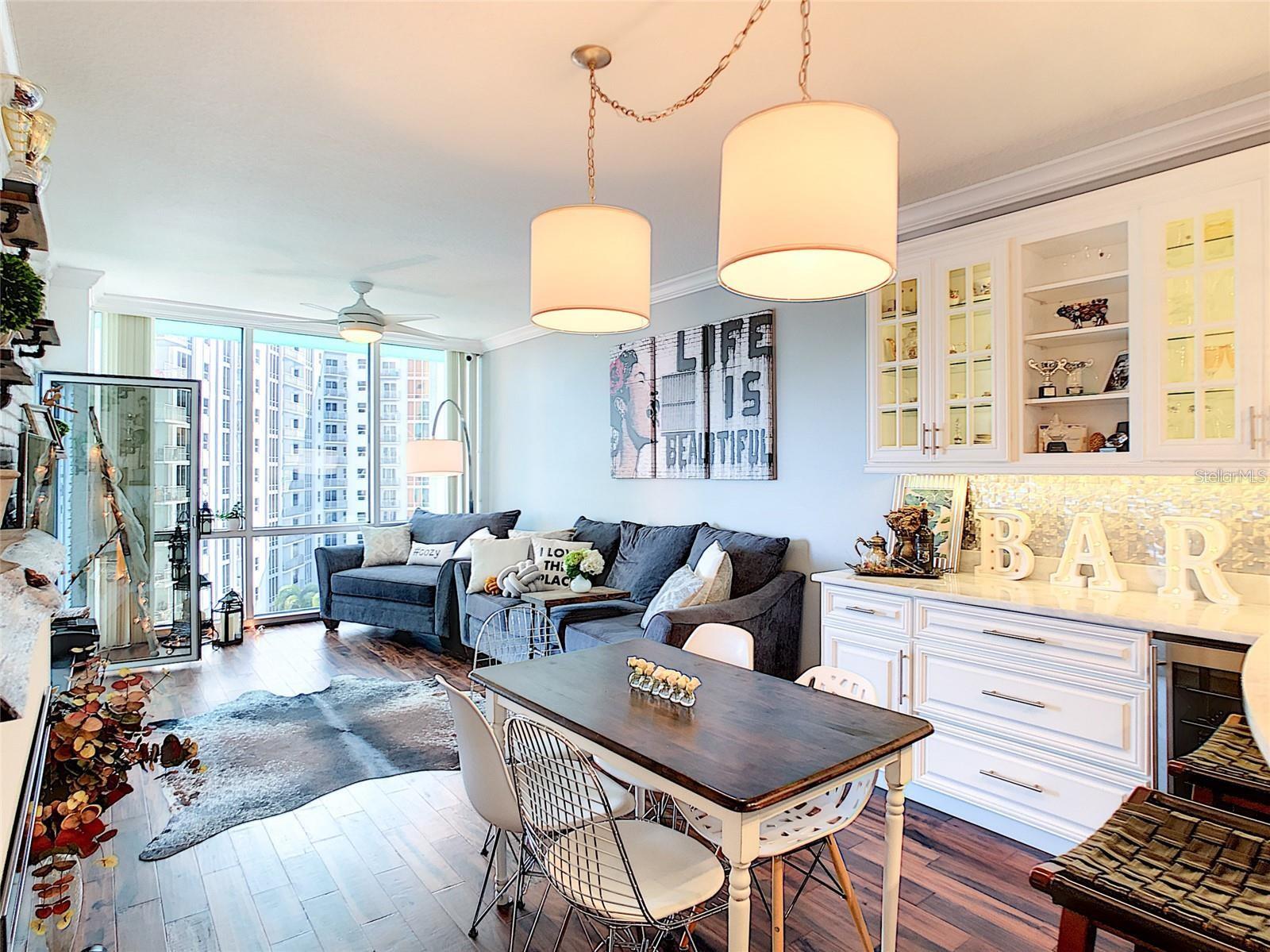 Image 4 of 47 For 322 Central Boulevard 1413