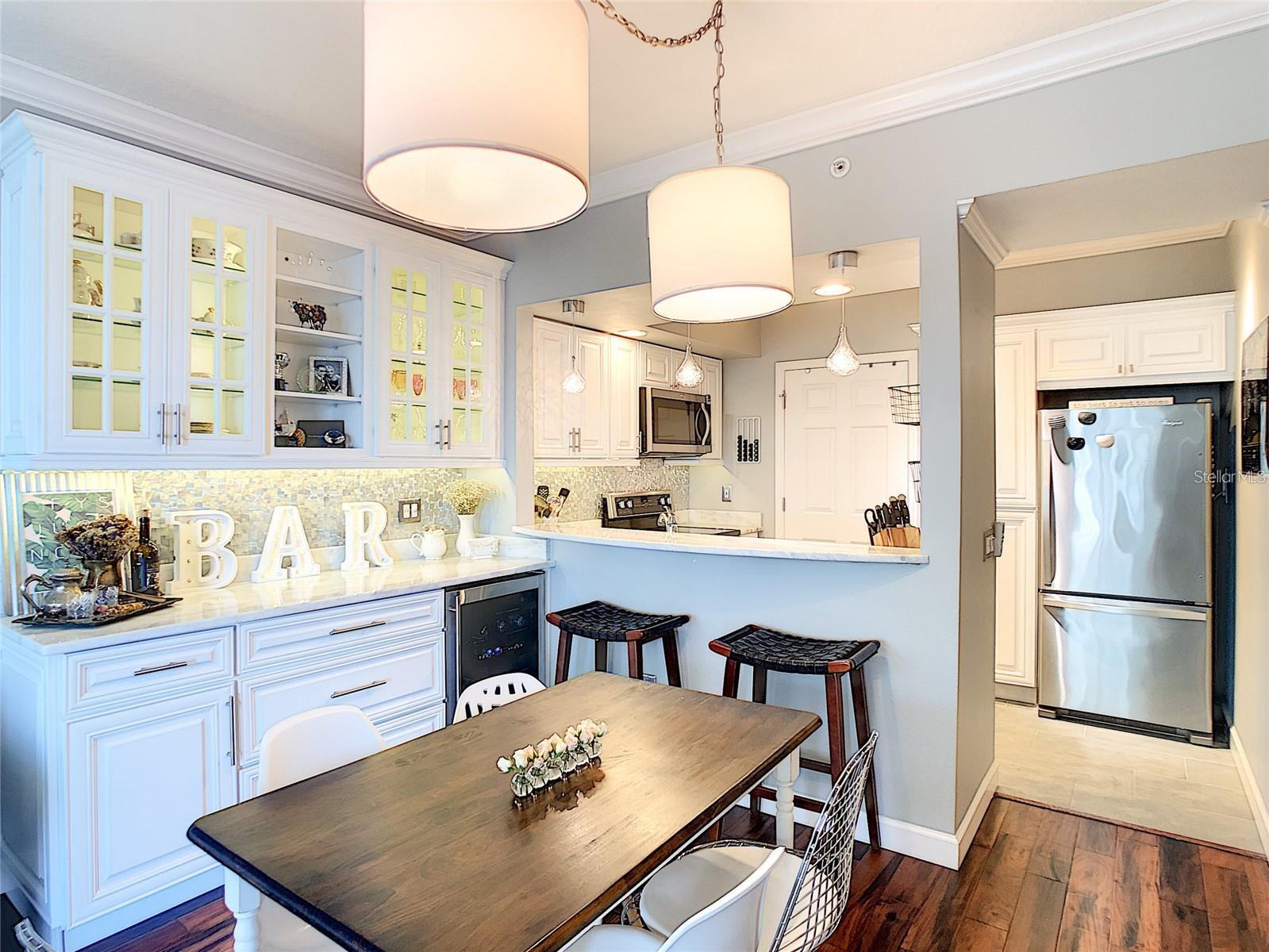 Image 6 of 47 For 322 Central Boulevard 1413