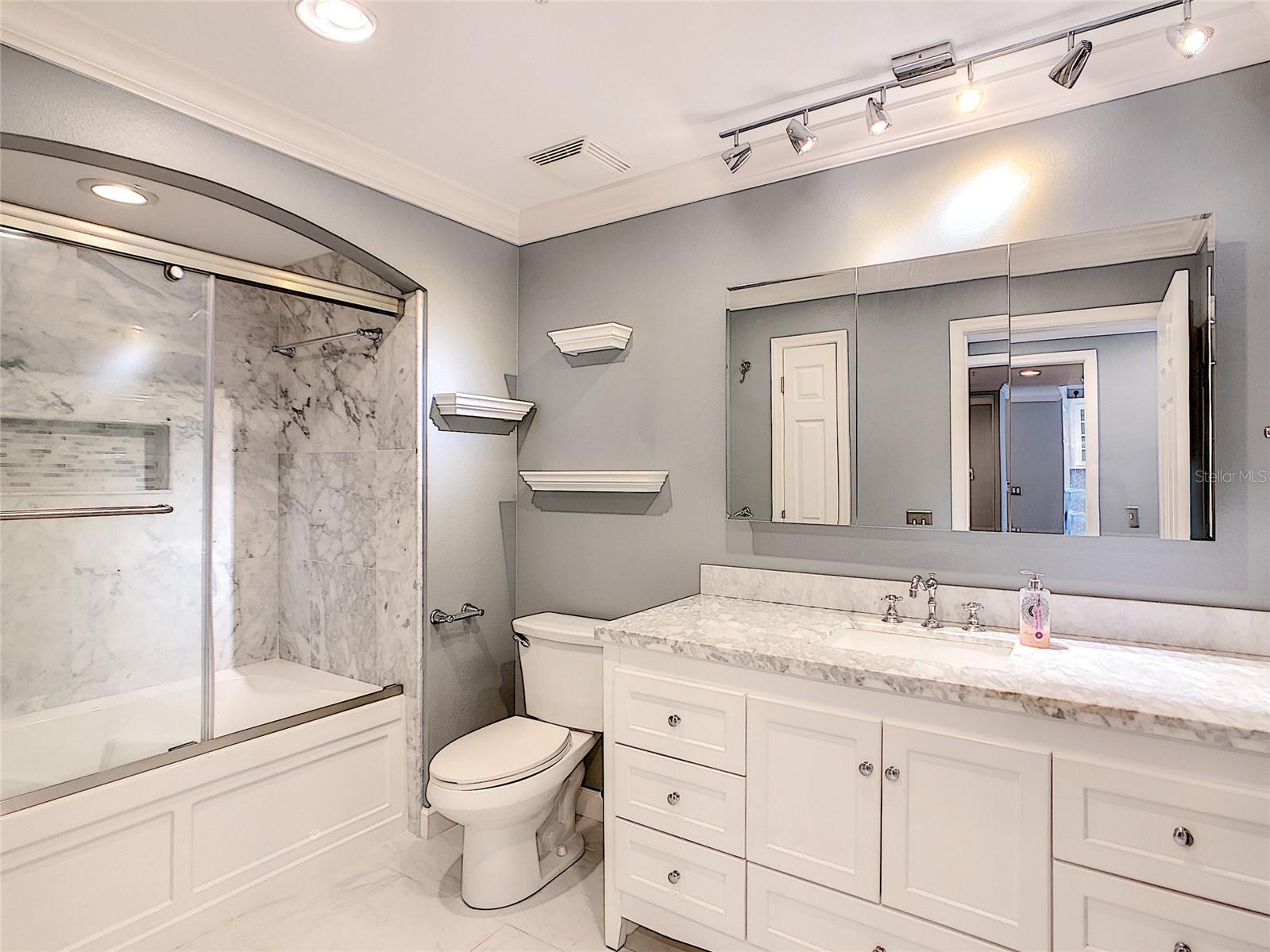 Image 9 of 47 For 322 Central Boulevard 1413